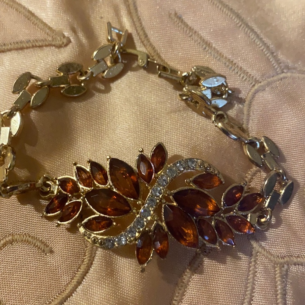 TENNIS BRACELET GEMSTONES GOLDEN CHAIN